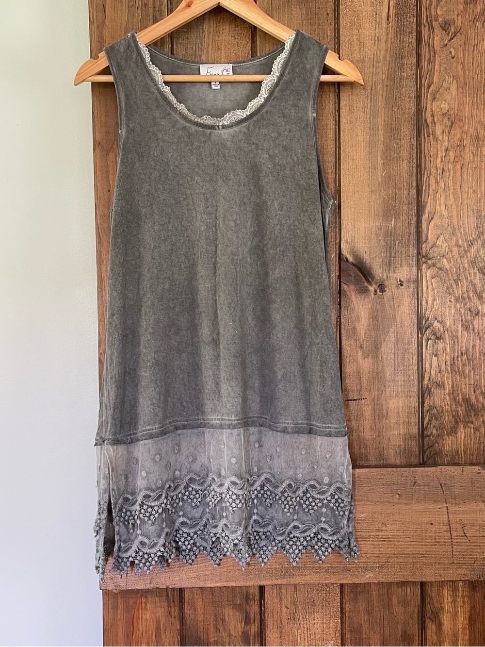Emma G. Stonewash Gray Lace Trim Layered Look Shift Tunic Small Boho Festival